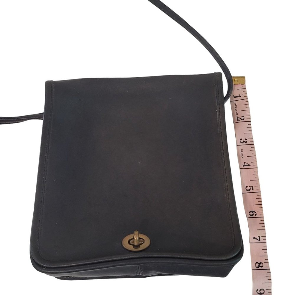 Vintage Coach black leather crossbody bag USA - Picture 9 of 16